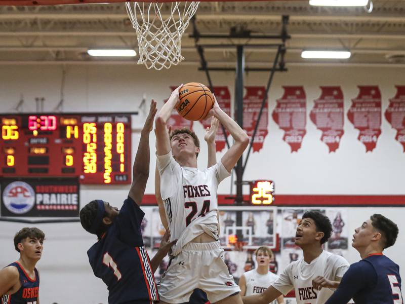 Nate Kubin, Joey Jakstys help Yorkville grind one out against Oswego