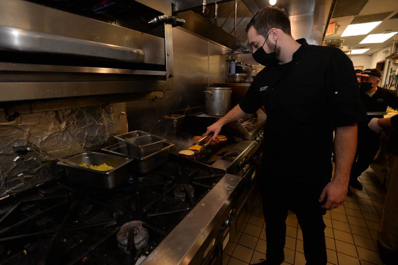 Photos Barrel House prepares for Restaurant Week in La Grange Shaw Local