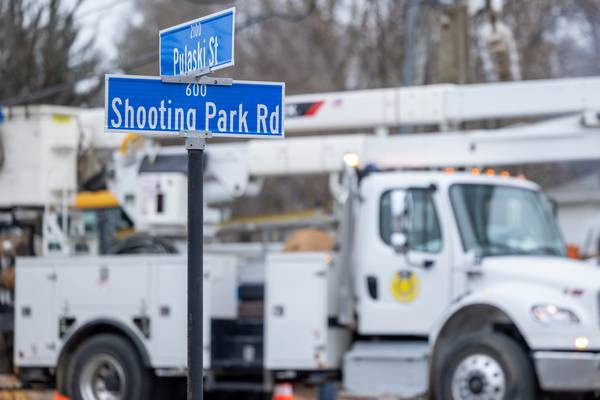 Peru: Shooting Park Road closed between Pulaski, Walnut