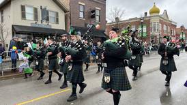 Thousands pack Plainfield for annual Irish parade
