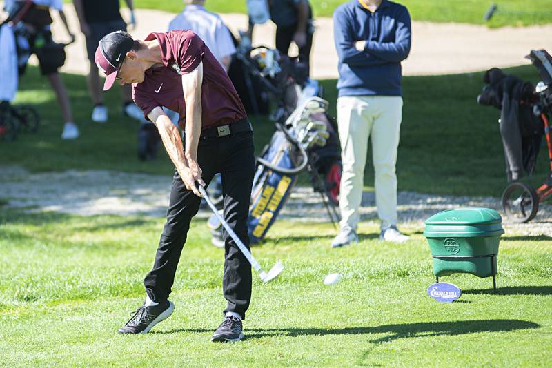 Morris’ Joey Lanahan tees off on no. 15 at Emerald Hill in Sterling for the Class AA IHSA sectional golf meet.