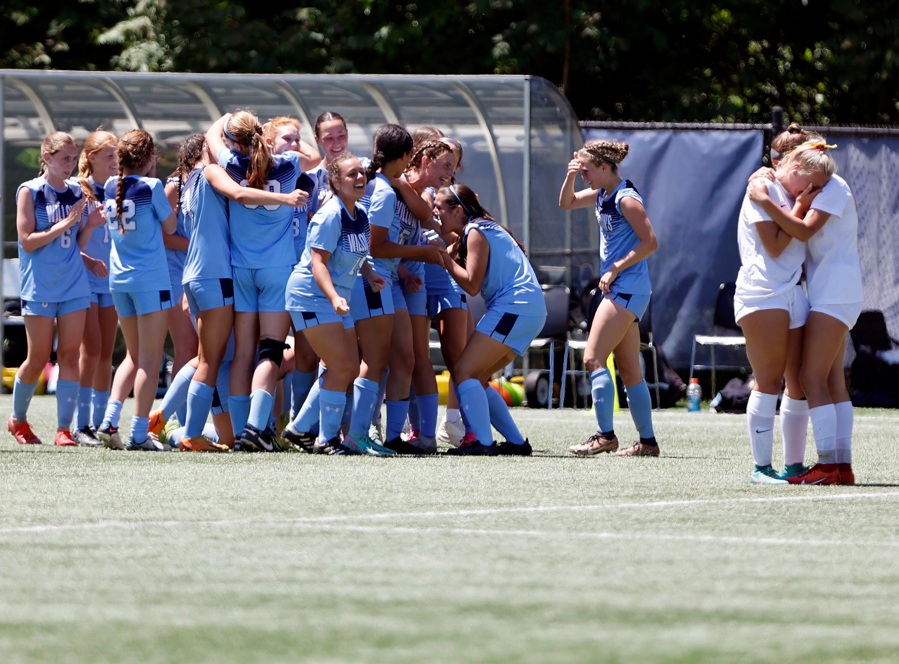 Girls soccer: Richmond-Burton loses supersectional heartbreaker to Willows Academy