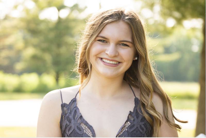 Kimberly-Clark has announced it has awarded a 2022 Bright Futures college scholarship to Bronwyn Rigsby, a senior at St. Charles East High School.