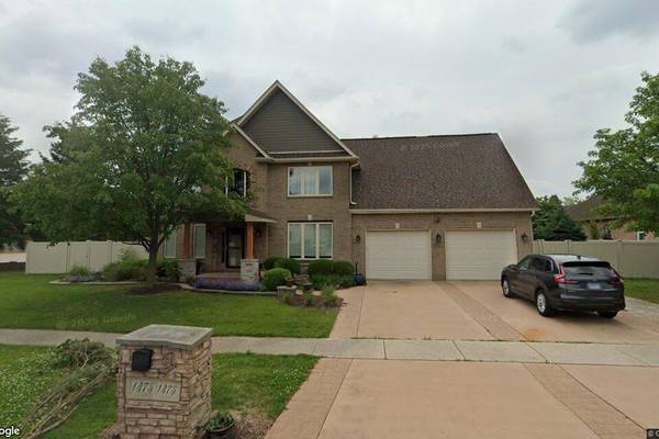 Single-family home sells in Morris for $480,000