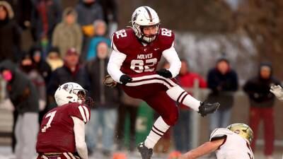 Prairie Ridge’s Brogan Amherdt sends Wolves to Class 6A title game with improbable game-winning field goal