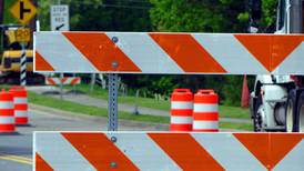 Lanes closed on Essington Road in Joliet for fiber-optic installation