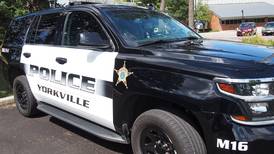 Two people suffer minor injuries following three-vehicle crash in Yorkville