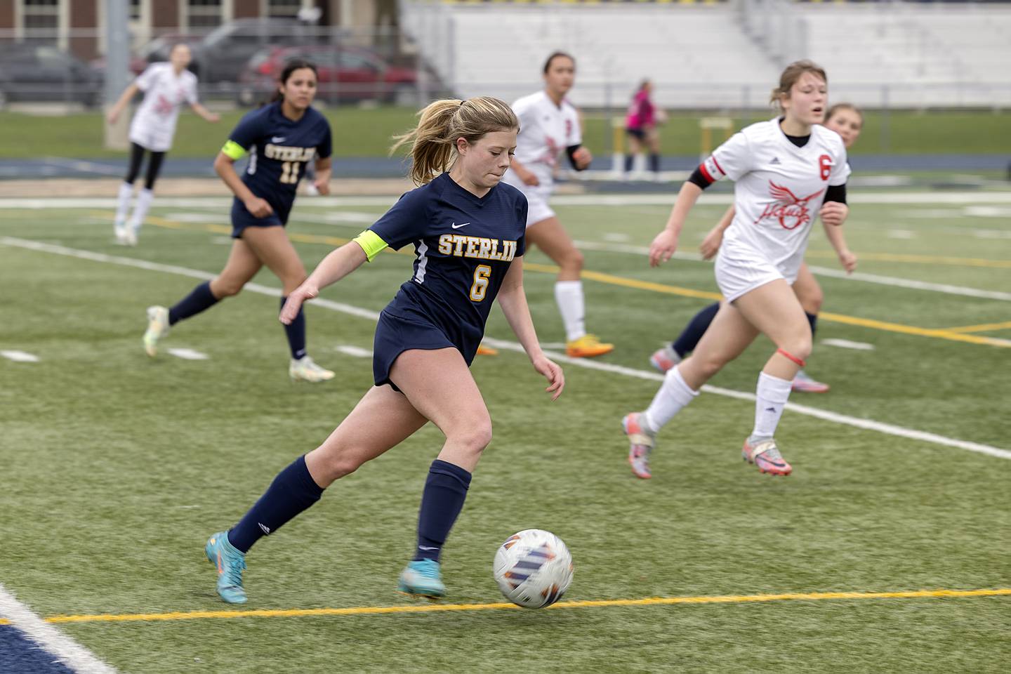 Sterling’s Lainey Block brings the ball upfield against Oregon Monday, April 24, 2023.