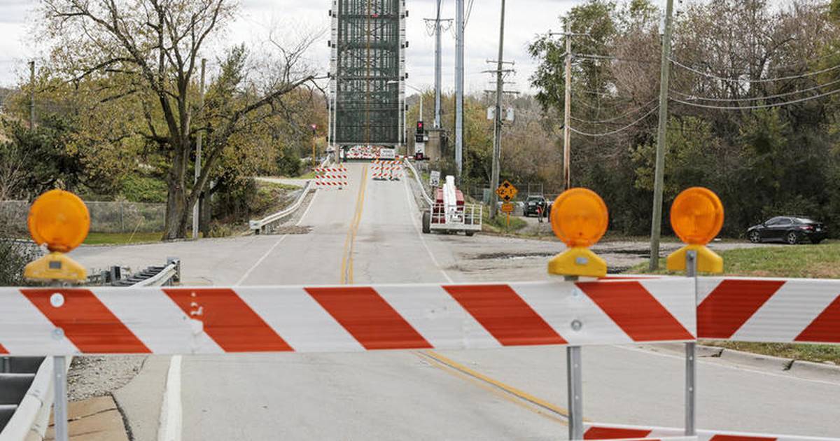 Brandon Road bridge in Joliet Township could reopen this week Shaw Local