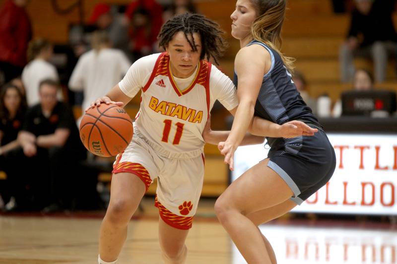 Batavia’s Addison Prewitt (11) drives toward the basket during a home game against Lake Park on Tuesday, Dec. 6, 2022.