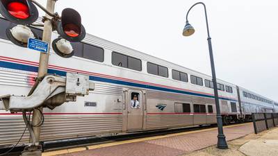 Amtrak train halted in Mendota, Florida man arrested after police say he told passengers he had a gun