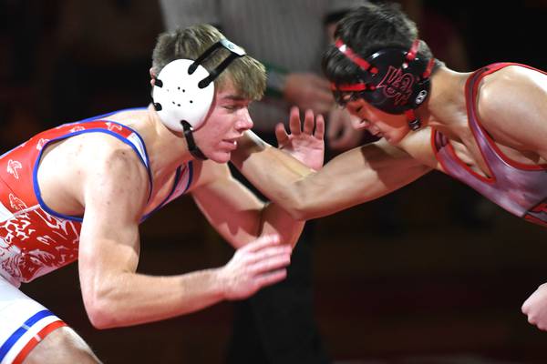 Photos: Oregon wrestlers host Polo and Fulton