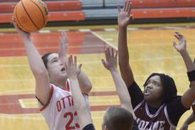 Ottawa battles back twice late but falls to Moline