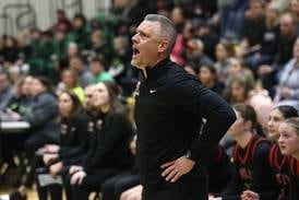 Steve Raethz steps down after 27 seasons as Huntley girls basketball coach