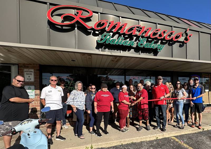 Romanesco’s Italian Eatery, 103 N. First Street in Cary, celebrated its new ownership with a ribbon-cutting ceremony on Thursday, August 31, 2023 alongside members of the Cary-Grove Area Chamber of Commerce.