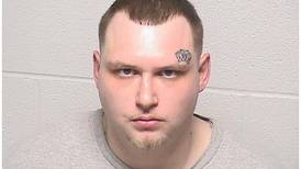 Police: Convicted felon arrested with ghost guns, cocaine