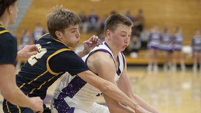 Rochelle boys basketball pulls away from Sterling after third-quarter run