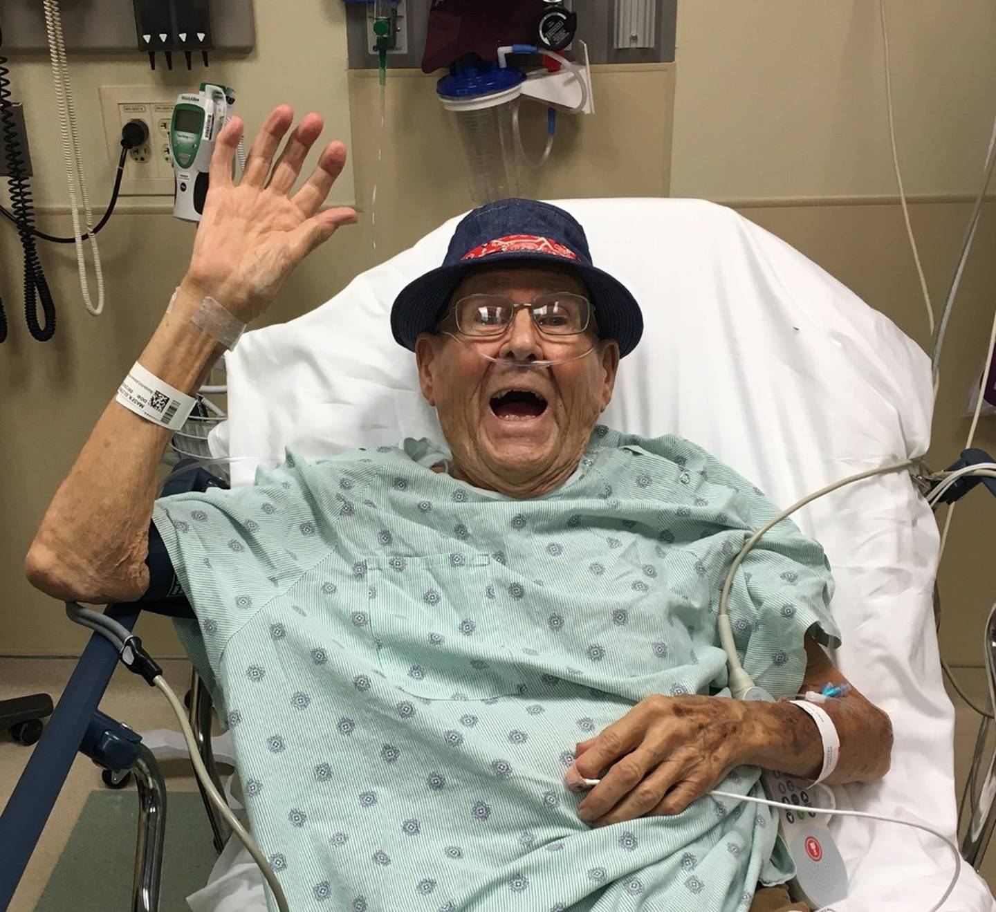 Even when he was hospitalized for pneumonia, Glenn Masek never lost his sense of humor or his love of posing for the camera.