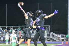 2025 IHSA playoff outlook for Week 8: What do Suburban Life-area teams need to do to make the field of 256? 