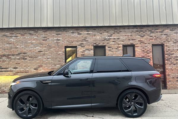 Range Rover Sport PHEV delivers power, poise, big price tag