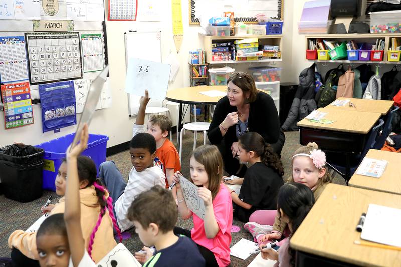 Joan Mundsinger is a veteran teacher and instructional Coach at Oswego School District's Fox Chase Elementary School.