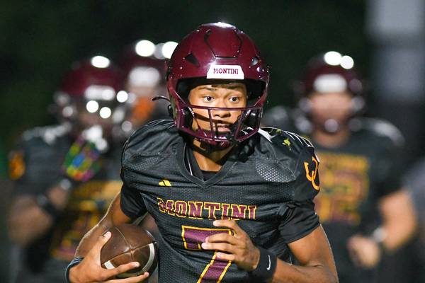2025 IHSA playoff outlook for Week 7: What do CCL/ESCC need to do to make the field of 256? 