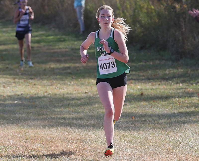 Seneca's Evelyn O'Connor runs in the 2022 Class 1A Seneca Regional at the Seneca FFA Farm.