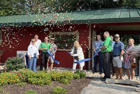 Geneva Chamber celebrates Stone Creek Miniature Golf’ new Welcome Hut