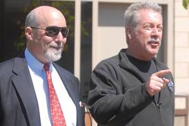 Petition accuses ex-lawyer for Drew Peterson of violating gag order
