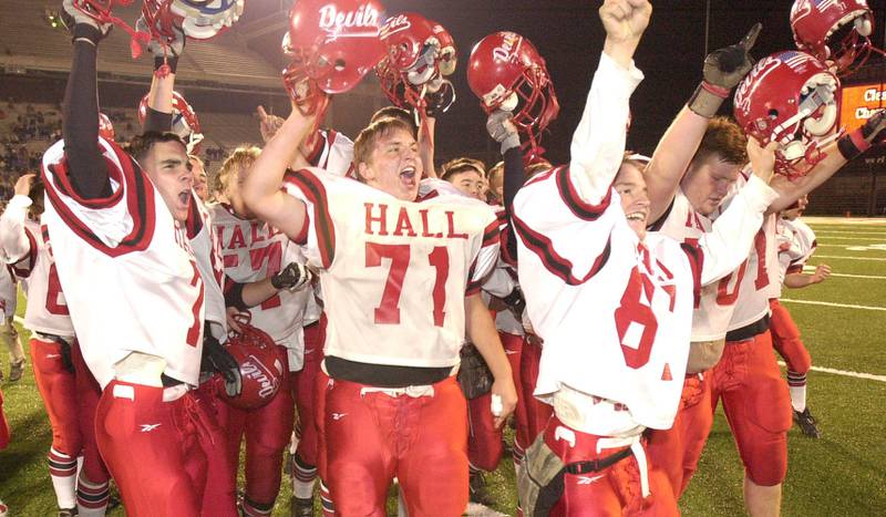 Hall High School 2001 football team
