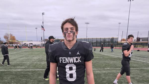 Jake Thies scores 4 TDs, Fenwick rolls past Rolling Meadows into Class 6A quarterfinals