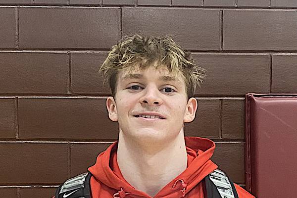 Owen Sanders, stingy team defense power Ottawa boys past Morris