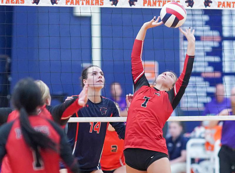 Yorkville's Kayla Dudek (7) sets the ball against Oswego during a volleyball match at Oswego High School on Thursday, Sept. 14, 2023.