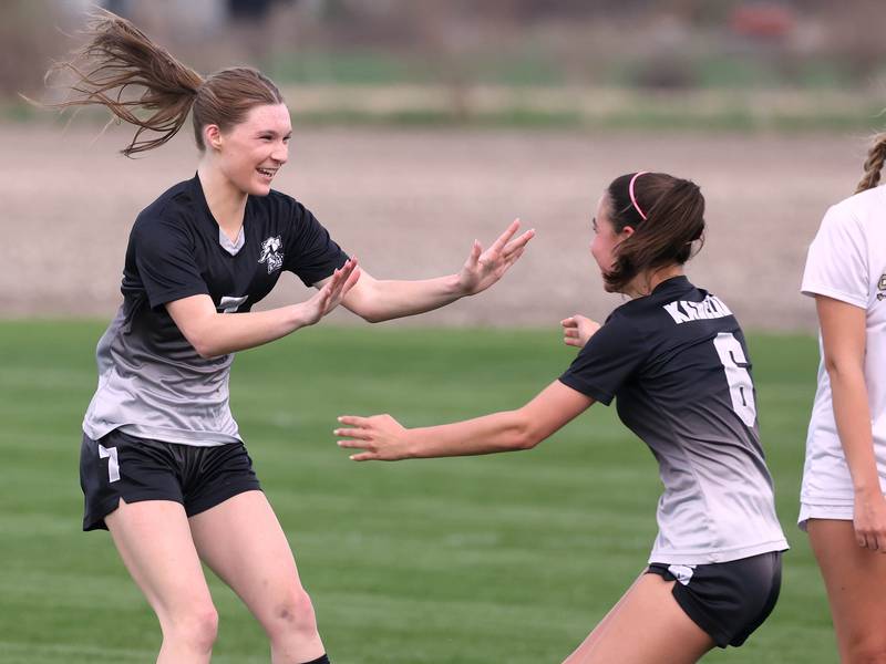 Olivia Davis’ hat trick leads Kaneland past Sycamore