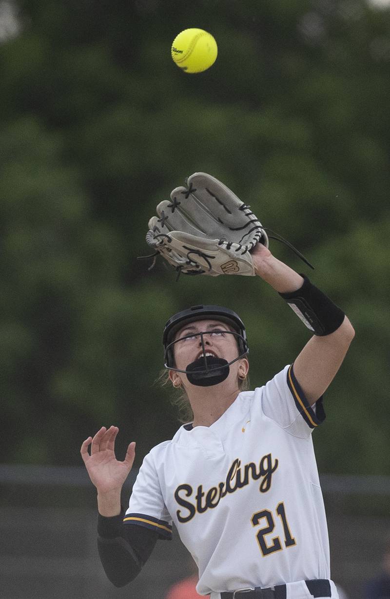 Sterling’s Kaity Taylor makes a catch against Belvidere North Friday, May 30, 2025, in the Class 3A Regional final in Dixon.