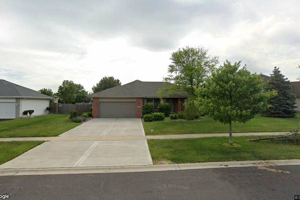 New Lenox: Single-family home goes for $439,900