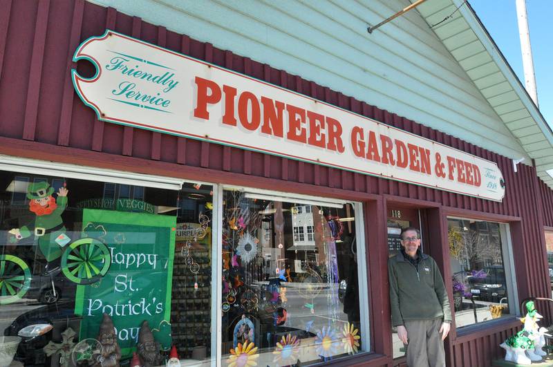 Villa Park business prepares for spring, reflects on gardening trends