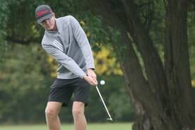 Boys golf: Hall’s Landen Plym, Marquette’s Carson Zellers heading to sectional again