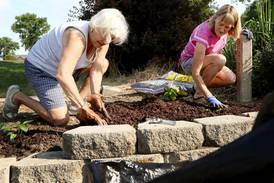 5 Things to Do: Mother’s Day market in Crystal Lake and whiskey tasking in Union