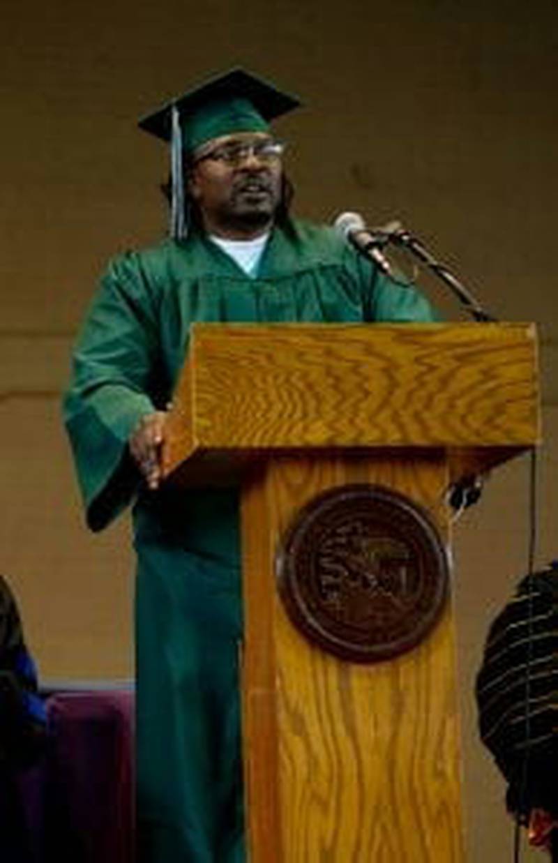 Lynn Green, is one of the first students to graduate from Northwestern’s Prison Education Program (NPEP) with his bachelor’s degree while at Stateville, as well as the first student to serve as an intern for a state senator.