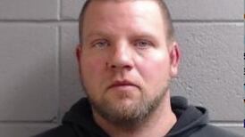 Sterling police looking for noncompliant sex offender 