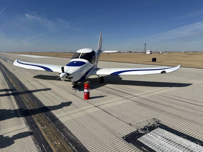 Plane piloted by student crashes at Aurora Municipal Airport