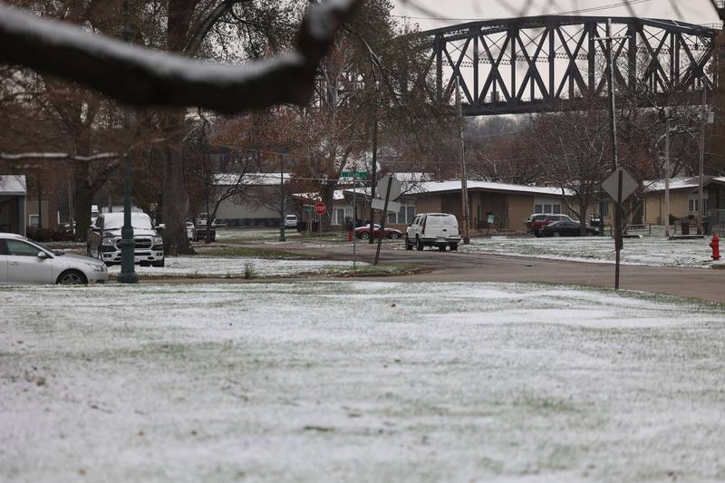 Photos Snow Falls in Joliet Shaw Local