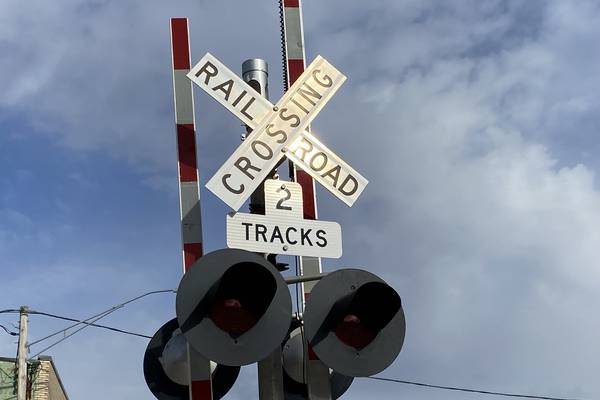 Sugar Grove railroad crossing closed for week 