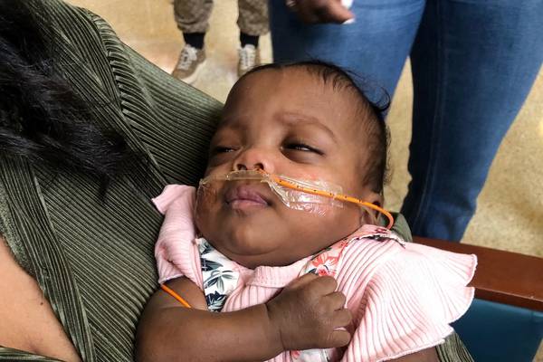 Illinois expands job-protected leave for parents with newborns in NICU