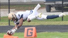 GCMS adjusts on the fly, tops Marquette 28-6 in 1A playoff opener