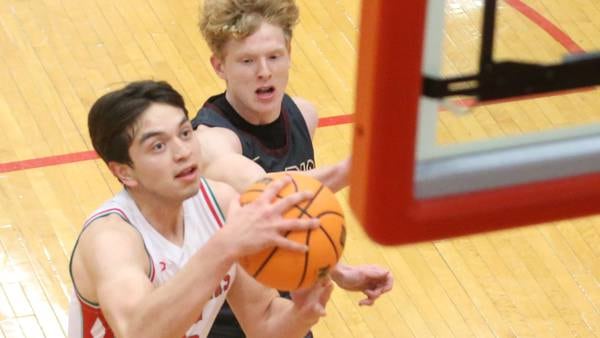 Photos: L-P boys basketball holds off Morris in tight home win