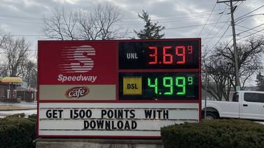 Drivers across northern Illinois seeing gas prices spike after Iran war shakes oil markets