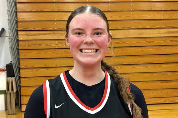 Earlville, Newark softball advance to regional final; Marquette baseball wins 31st: The Times Tuesday Roundup