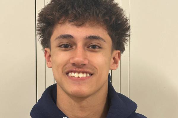 Alex Ginder helps Glenbard West win 5th straight Glenbard Cup